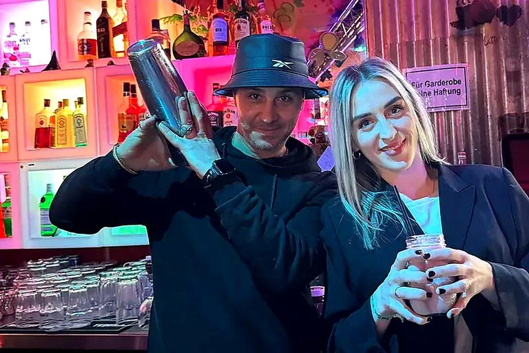Hanover: Cocktail class for groups with 3 drinks