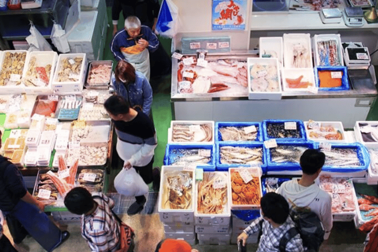 Tokyo: Tsukiji Fish Market Walking Tour with Local Guide