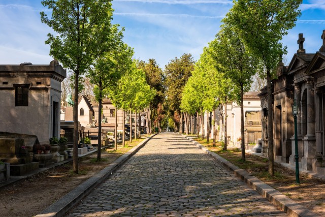 Visit Paris: Passeio a pé pelas histórias do cemitério Père Lachaise in Pyrenees