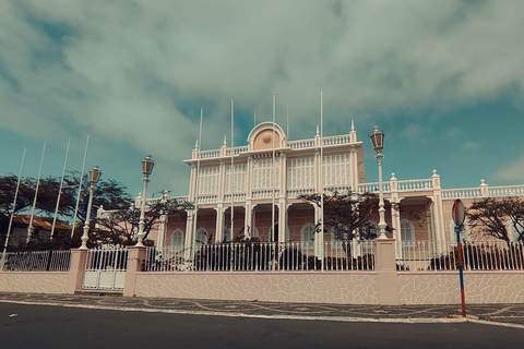 Tuk Tuk: Discover Mindelo on 3 wheels with Cooltuk: Cultural Tour
