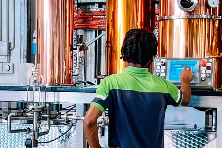 Vanuatu: 83 Islands Premium Distillery Experience &amp; TastingDistillery Tour + Tasting