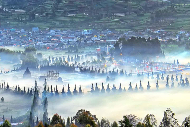 Desde Yogyakarta: Excursión guiada de un día o al amanecer a la Meseta de Dieng