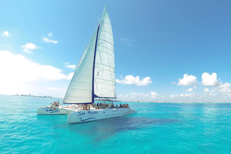 Isla mujeres 7 heures de catamaran avec plongée en apnée