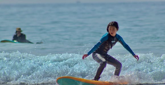 Beginner Surf Lesson with Equipment 2 hours in Taghazout