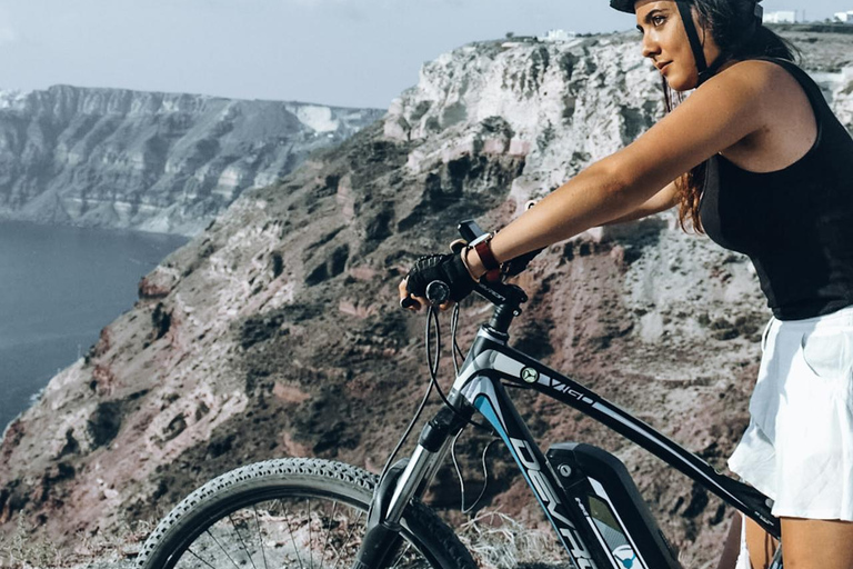 Santorini: Around the Island by Electric Bike Santorini: Around the Island by e-scooter