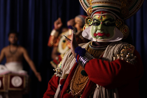 Kochi: Kathakali, Theyyam, and Kalaripayattu Evening Show