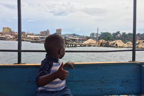 Entebbe: Lake Victoria Boat Trip and Buwaya Village Tour
