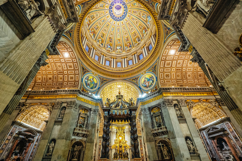 Rome : Visite de la basilique Saint-Pierre, de l'ascension du dôme et des cryptes