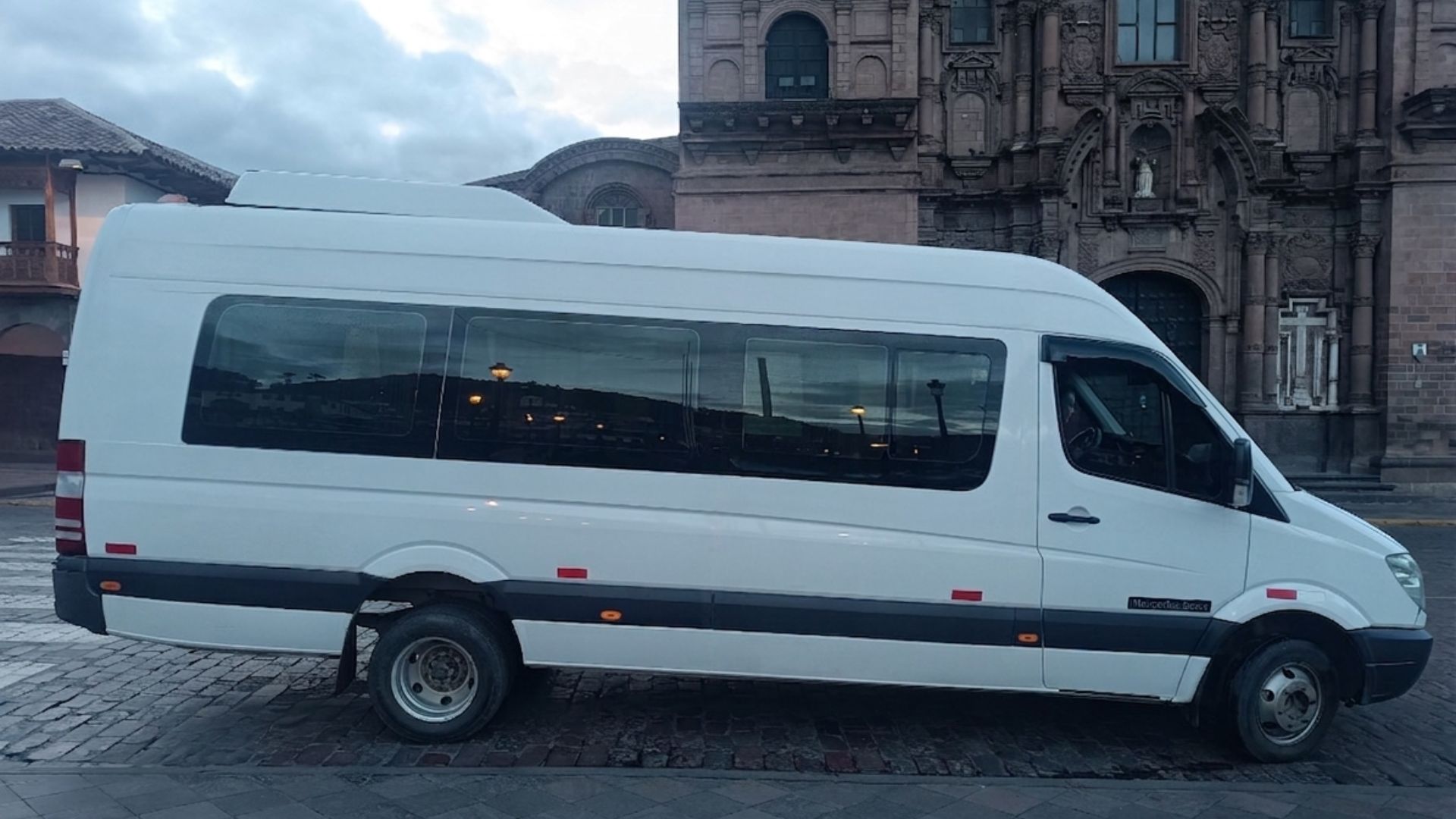Cusco: Bus zum Wasserkraftwerk 6 Stunden