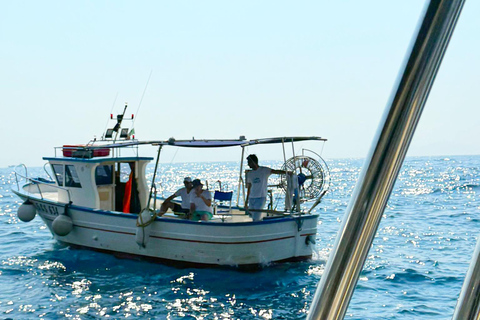 Positano: Fishing Tourism Experience with Enzo Positano: Fishing Tourism Experience with Enzo