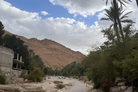 Muscat: Desert Sunset &amp;Wadi Bnai Khalid Dagsutflykt + lunch