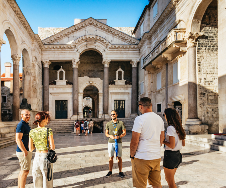 Split: Old Town and Diocletian Palace Walking Tour