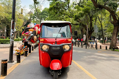 Mexico City: Tuktuk Tour – Roma Condesa Historical Tour in Tuktuk – Roma Condesa