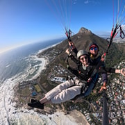 Aventura de parapente en tándem en Ciudad del Cabo