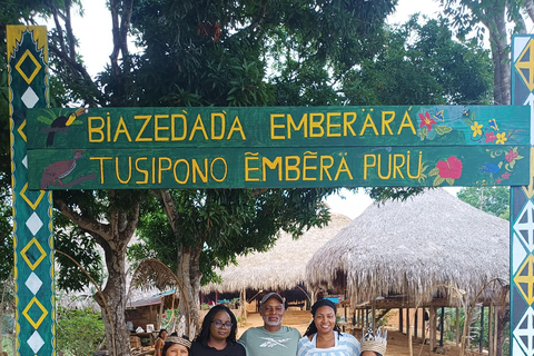 Panamá: Excursión al Pueblo EmberaPanamá: Excursión al Pueblo Embera Tusipono