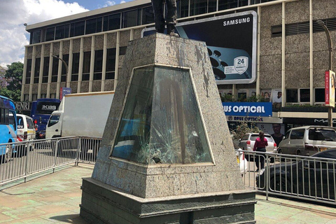 Nairobi: Independence Monuments Guided Walking Tour