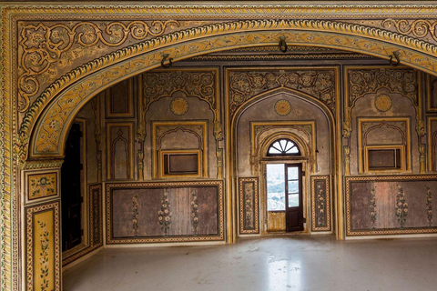 From Delhi: Sunrise Taj Mahal & Agra Fort Day Trip by AC Car Tour Guide Services Only