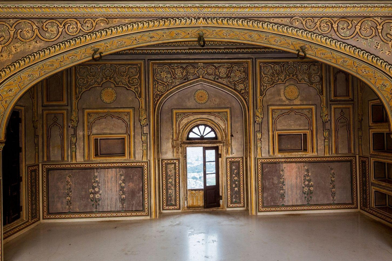 From Delhi: Sunrise Taj Mahal & Agra Fort Day Trip by AC Car Tour Guide Services Only