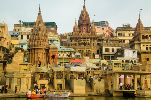 Varanasi: Passeio de cruzeiro guiado ao nascer do sol no rio Ganges e excursão a Sarnath