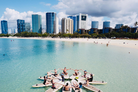 Honolulu : Cours de yoga SUP (Standup Paddleboard)