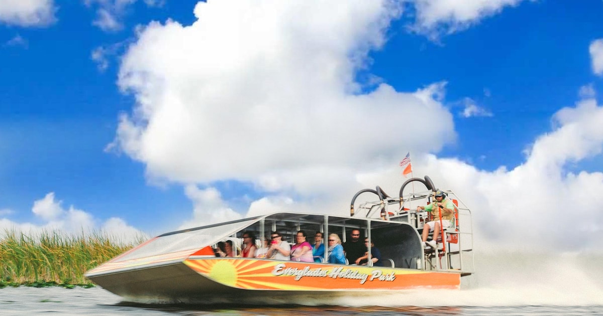 Miami: Everglades Airboat Tour, Wildlife Show, & Transport | GetYourGuide