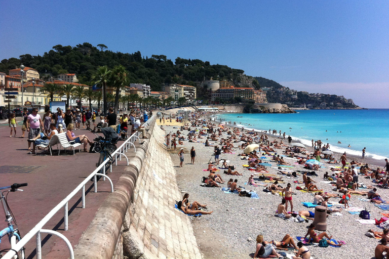 Privé bustransfer van Cannes naar Nice (tot 7 personen)