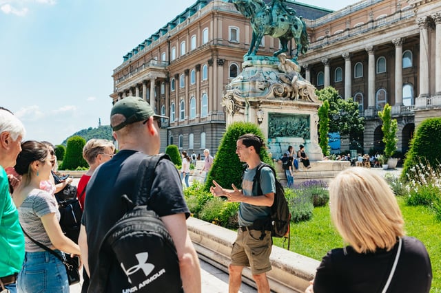 Budapest: tour a piedi guidato del Castello di Buda