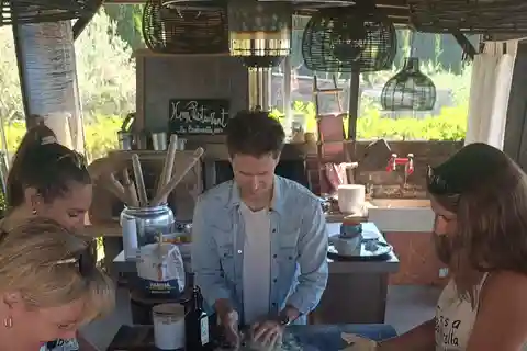 San Gimignano: lezione di pasta fatta in casa con vino e tiramisù