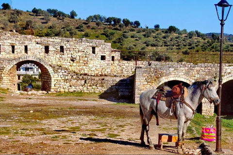 从都拉斯/戈莱姆出发：贝拉特城堡和老集市从杜拉斯/戈莱姆出发：贝拉特城堡和老集市