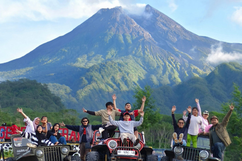 The Mighty Merapi: Witness the Beauty of Lava Flows Merapi Midnight Adventure Shared Trip with Expert Guide