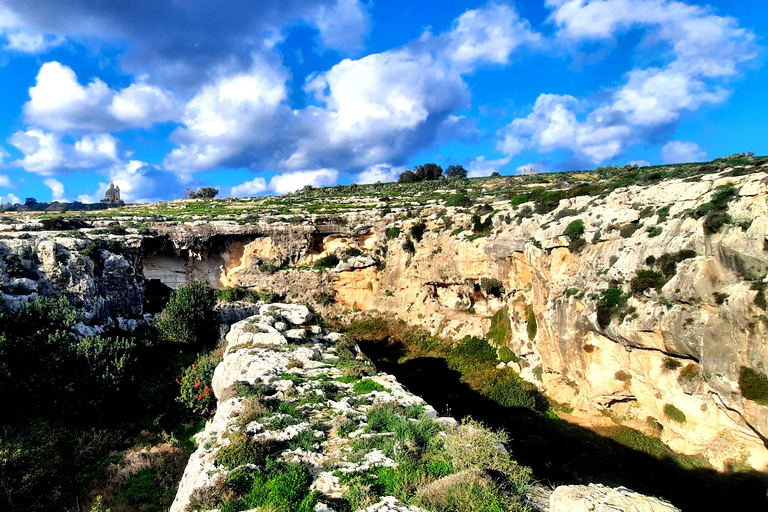 Gozo Unveiled Hiking: A Guided Hike Tour in Gozo- South East