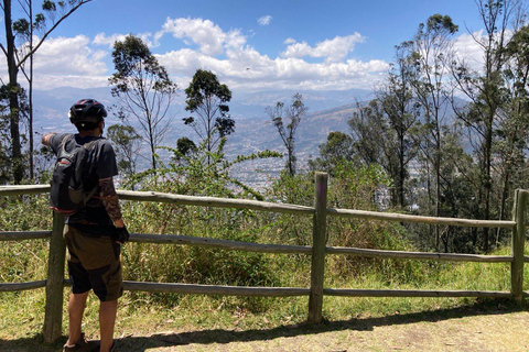 Quito: Private Cycling Tour through Metropolitan Park