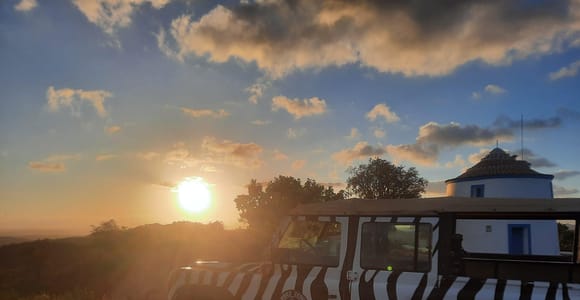 Algarve: Sunset 4x4 Zebra Jeep Safari with Sparkling Wine