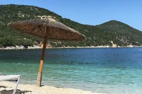 Kefalonia:Melissani Lake,Drogarati Cave & Antisamos Day Trip
