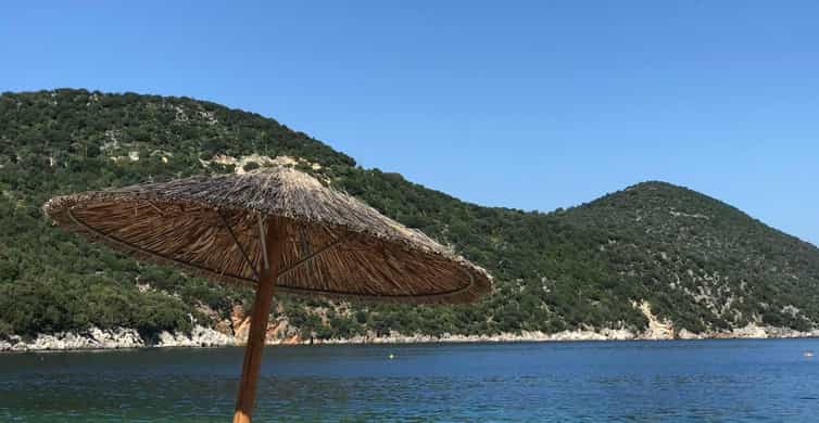 Melissani Lake, Drogarati Cave and Antisamos beach: 7-hour day tour