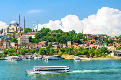 Istanbul: 3-Hour Bosphorus Cruise with Turkish Breakfast