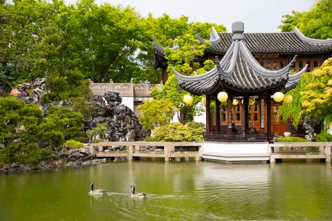 Portland: Lan Su Chinese Garden General Admission Ticket