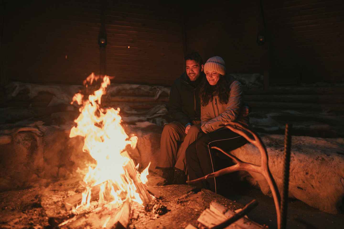 Rovaniemi: Reindeer Farm Visit with Photographer