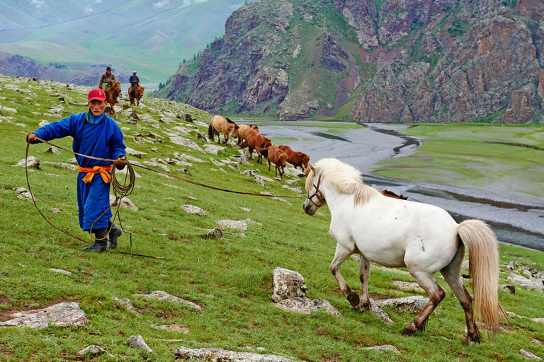 Altai Horse Trek Adventure: Ride Across the Roof of Mongolia