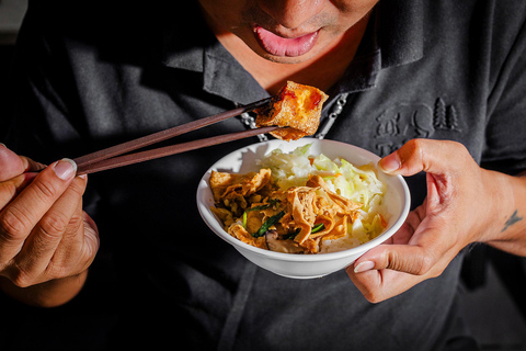 Taipei Tastes Food Tour with 12+ Tastings