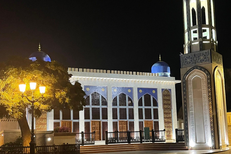 Muscat: Mosque, Opera, and Old Muscat Eco EV Evening Tour