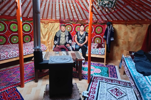 乌兰巴托：成吉思汗雕像和特勒吉国家公园两日游乌兰巴托：成吉思汗雕像和特勒吉公园两日游