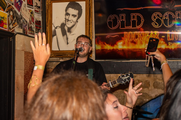 Rhodes Nightlife: Pub Crawl Old Town - 5 Bars & Free Shots