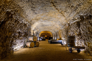 Amboise: Caves Ambacia Visit and Wine Tasting