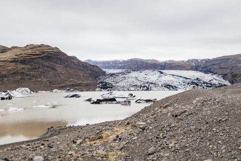 Sólheimajökull: Kajaktocht met gids op de gletsjerlagune