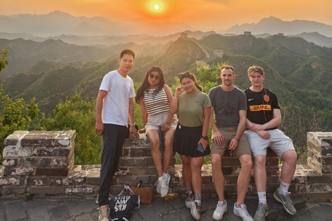 Beijing: Jinshanling Great Wall Sunset Hike with Pickup