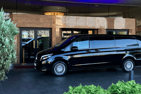 Belgrado: Luxe Limo Service met Chauffeur