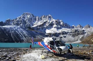 Kathmandu: Everest-Basislager und Gokyo-See-Tour mit dem Hubschrauber