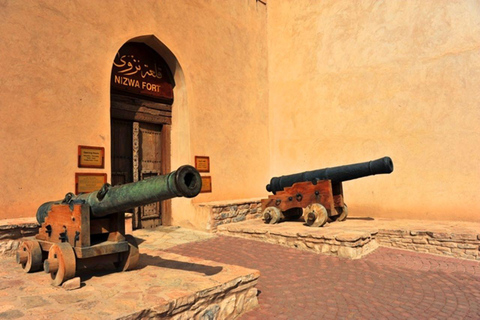 Escursione privata di un giorno a Nizwa e Jabal Shams (Grand Canyon)