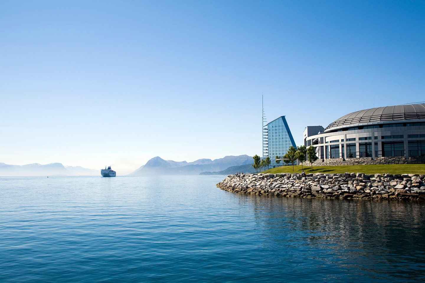 Molde - Guided kayak tour